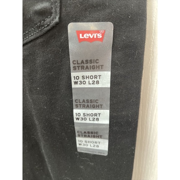 NWT Levis Women’s Black‎ Stretchy Classic Straight Size 10 30x28 - Picture 4 of 6
